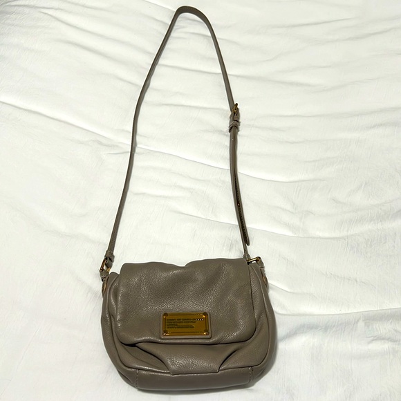 Marc Jacobs Taupe Crossbody Bag - Picture 1 of 11